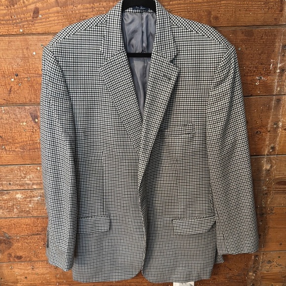 Men's Black and White Houndstooth Blazer - Picture 1 of 3
